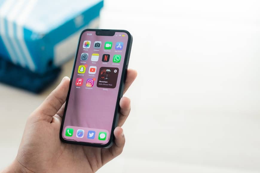 Is It Worth Buying A iPhone Without Face ID?